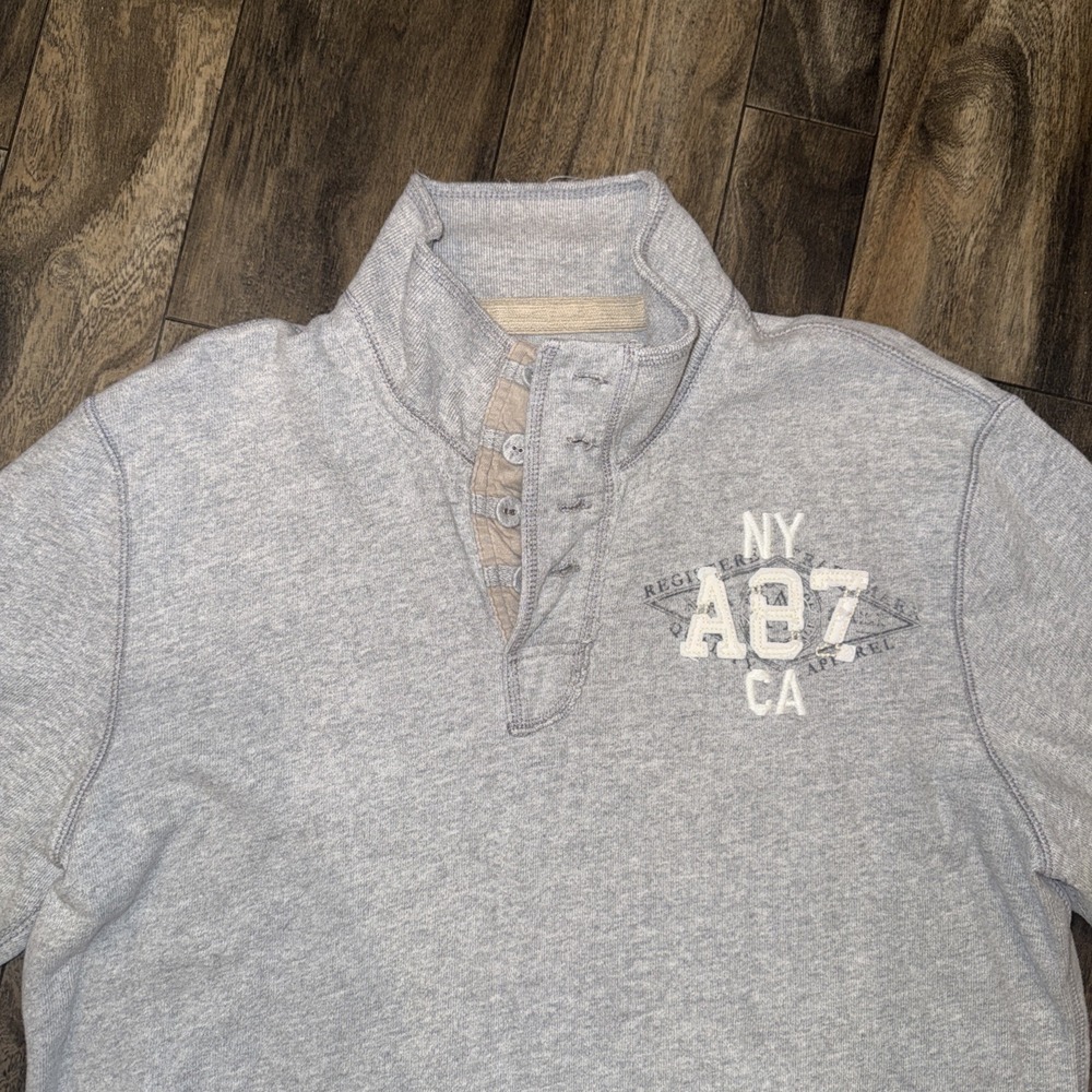 Aeropostale Men's 1/4 Button Y2K Style 100% Cotton Grey High Neck Pullover SZ LG - Picture 3 of 9